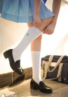 年轻的小婊2韩剧_超清高清迅雷在线观看