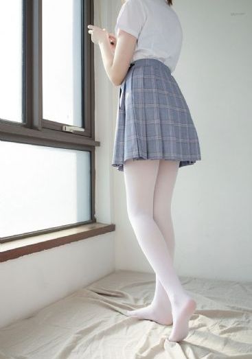 老卫抱着淑蓉进房间第九集_剧情片免费观看韩国